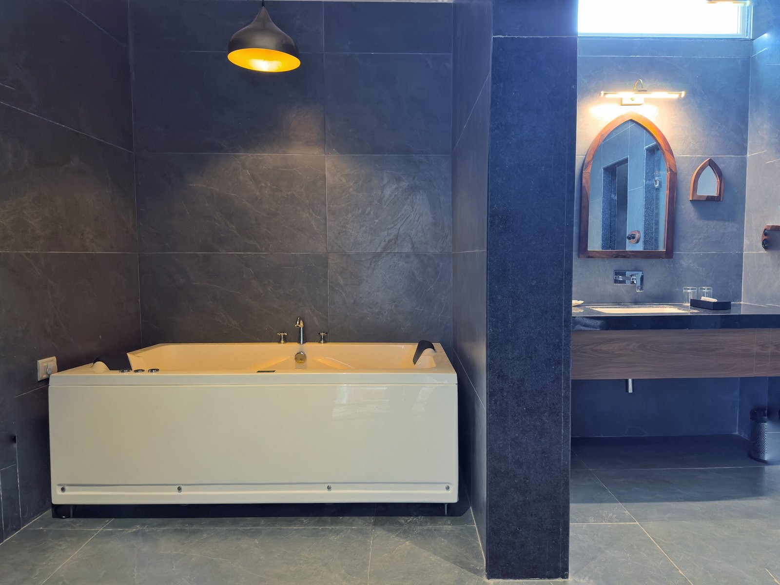 Double-Seater Jacuzzi Rooms